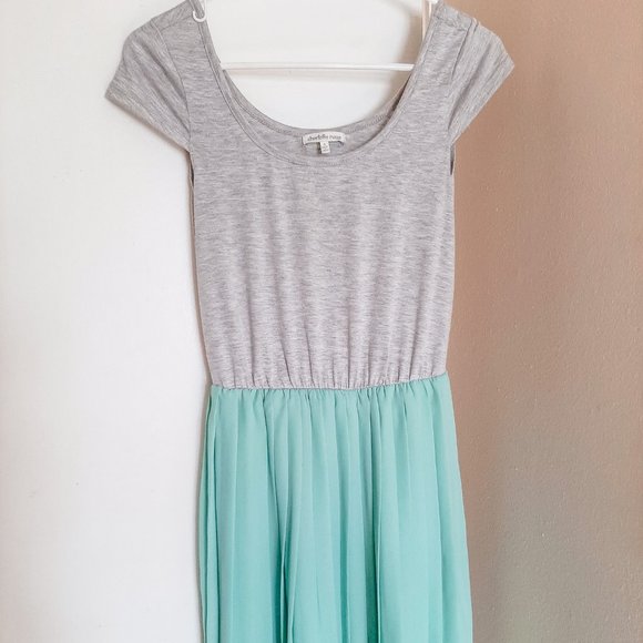Charlotte Russe A-Line Teal Pleated Dress - Picture 1 of 6